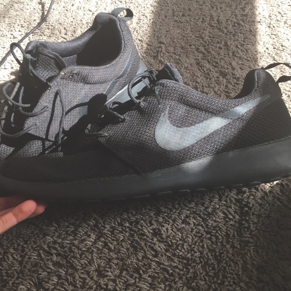 Shoes - Picture 1 of 1